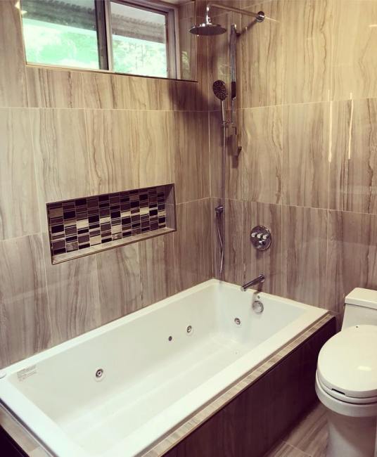 Gig Harbor, WA | Hall Bathroom Remodel